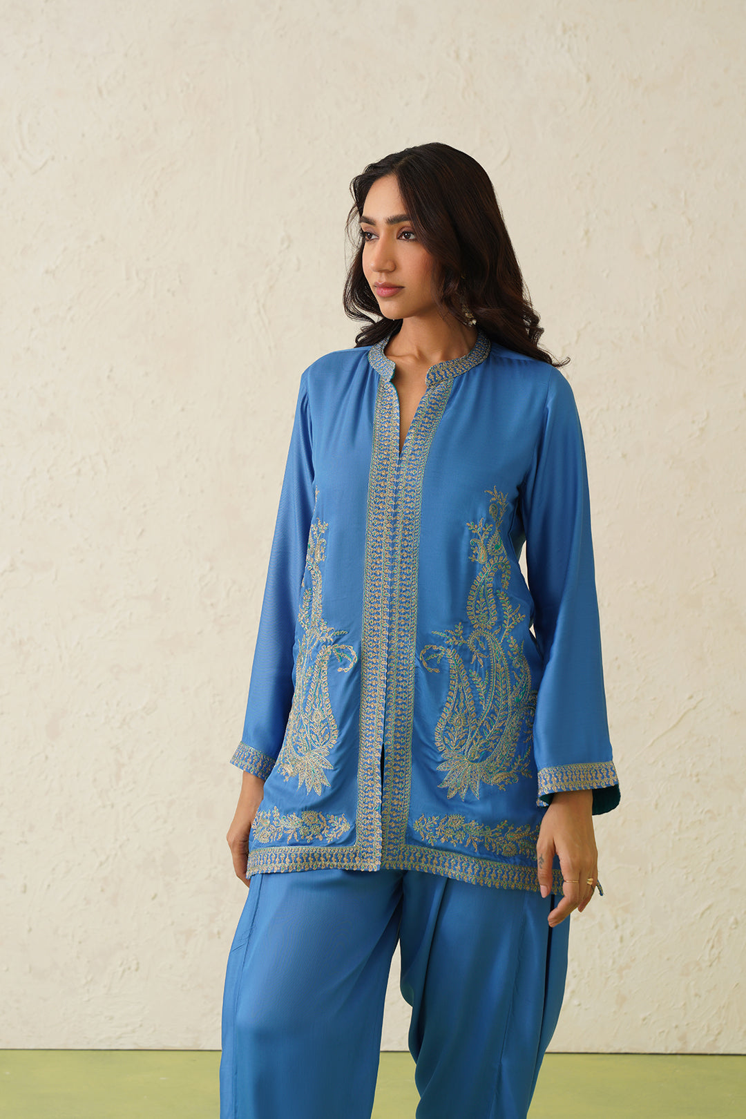 Beautiful Cobalt Paisley Dhoti Set For Women-inching india