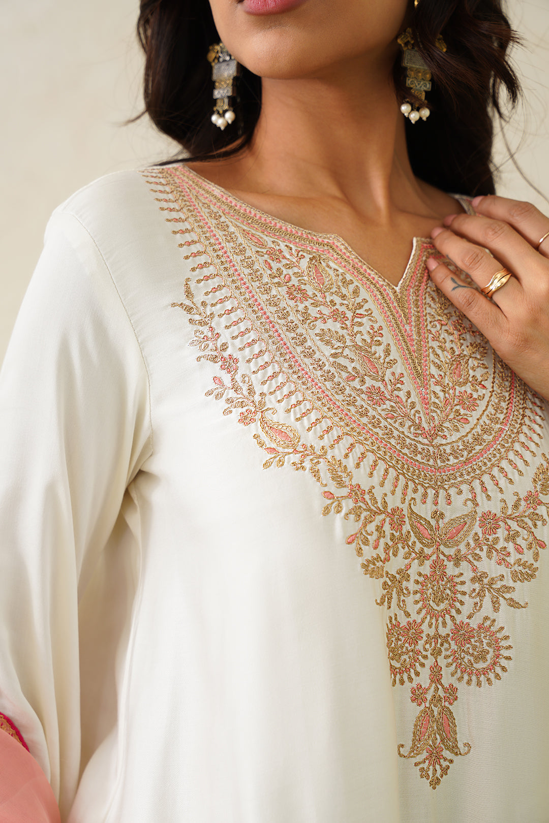 Noor Cream Embroidered Set with Organza Dupatta- Inching India