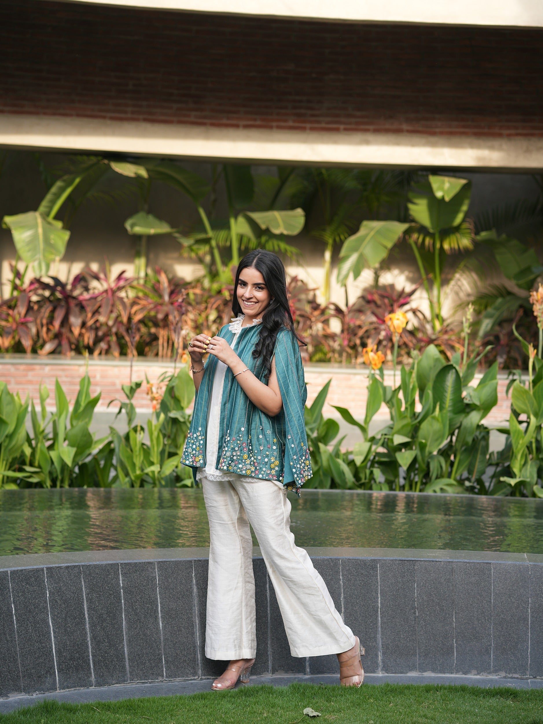 Chand Cape Shirt Set