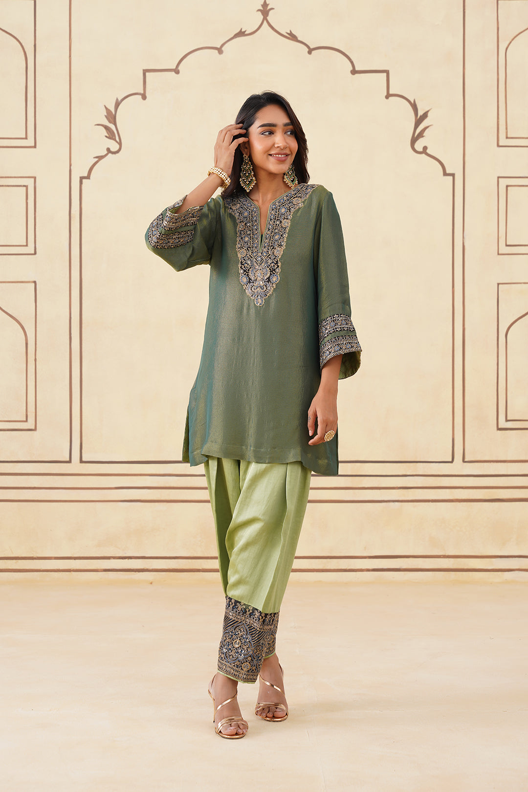 Green Crush Tissue Hand Embroidered Set with Organza Dupatta-Inching India 
