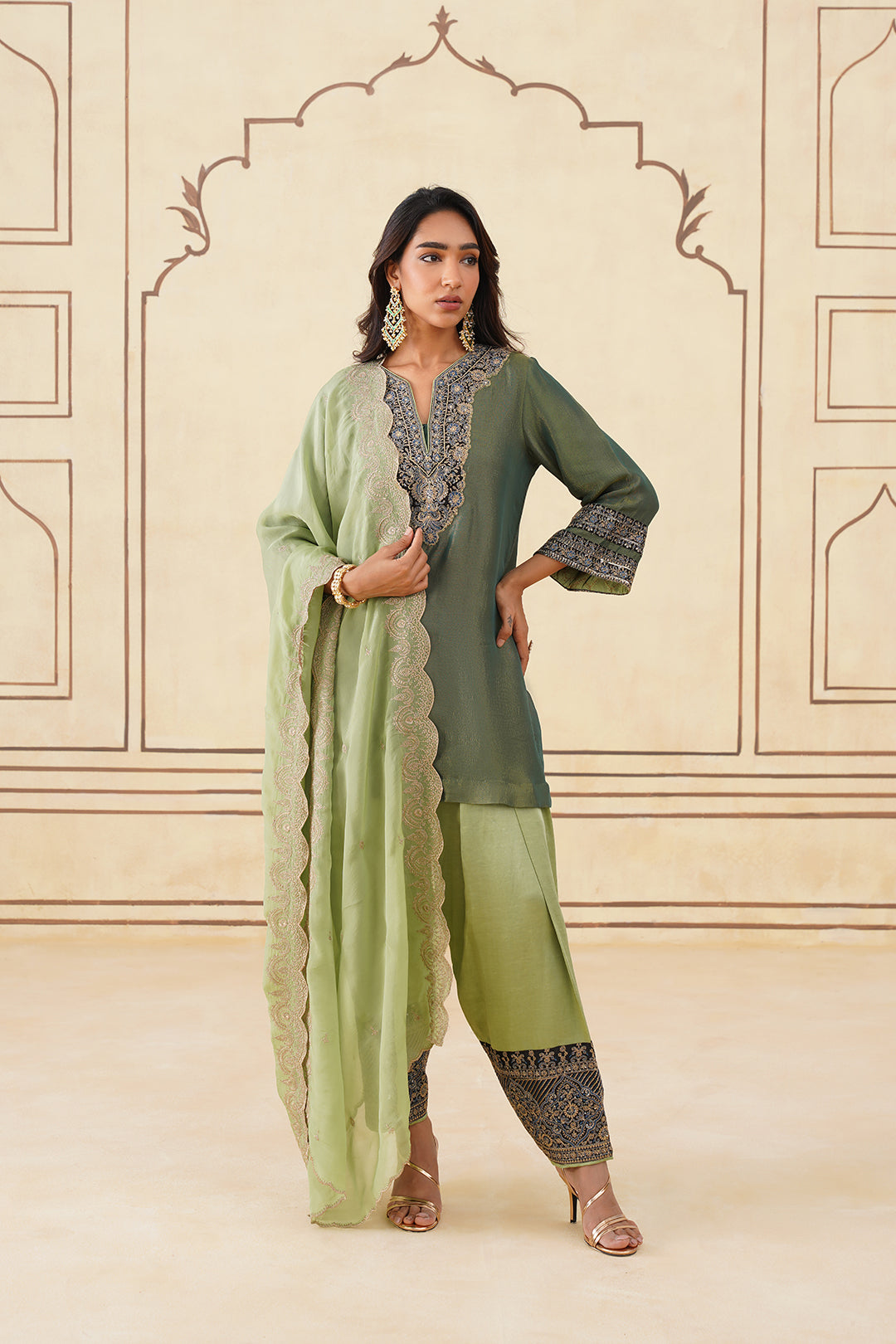 Green Crush Tissue Hand Embroidered Set with Organza Dupatta-Inching India 