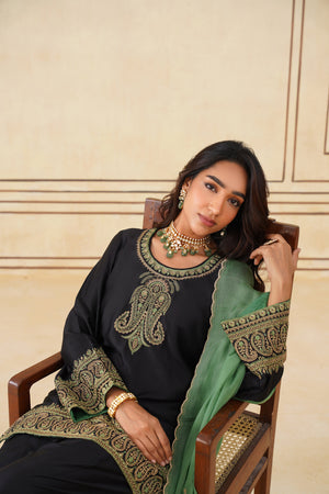 Black Embroidered Set with Green Organza Dupatta-Inching India 
