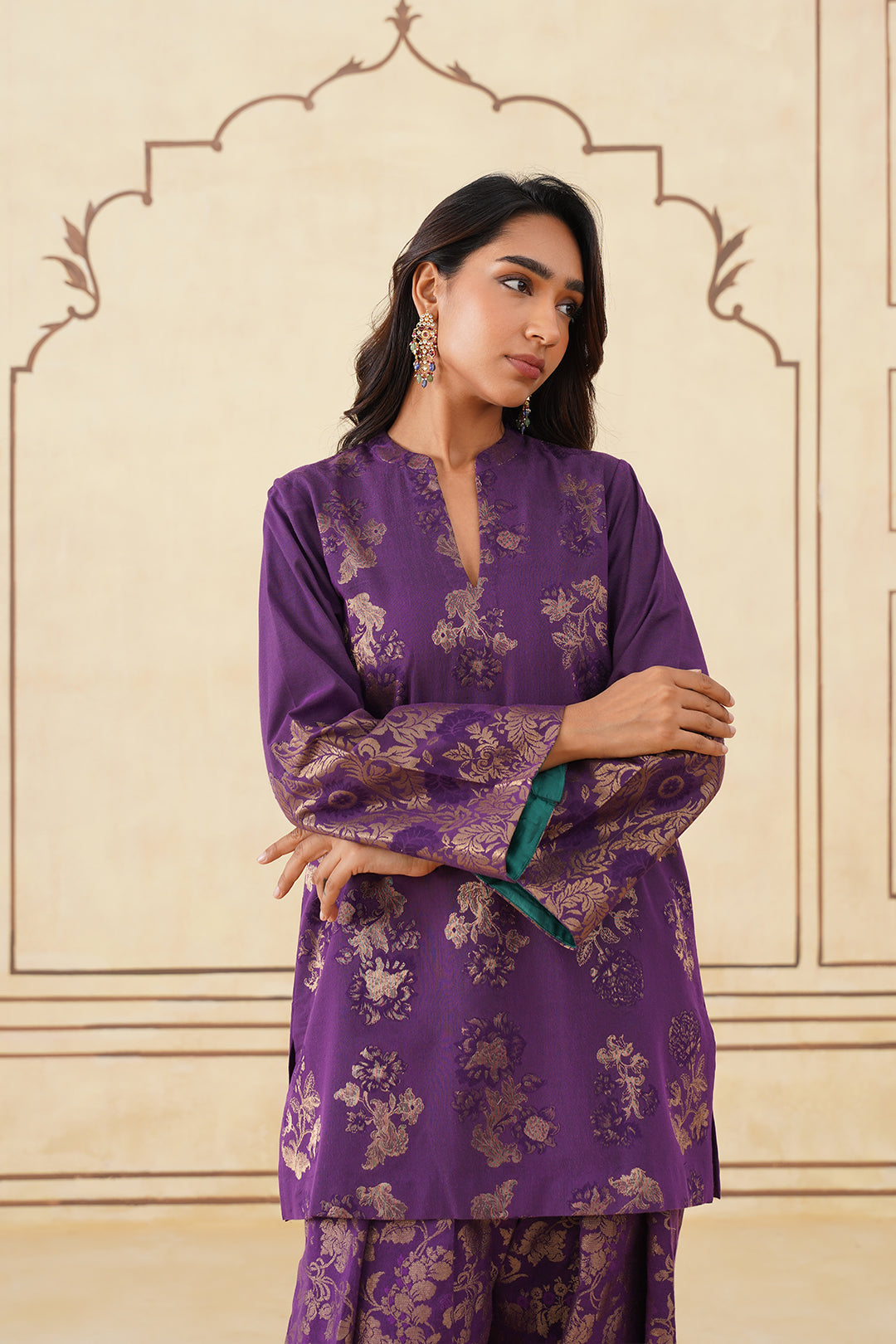 Wine Brocade Farshi Set-Inching India