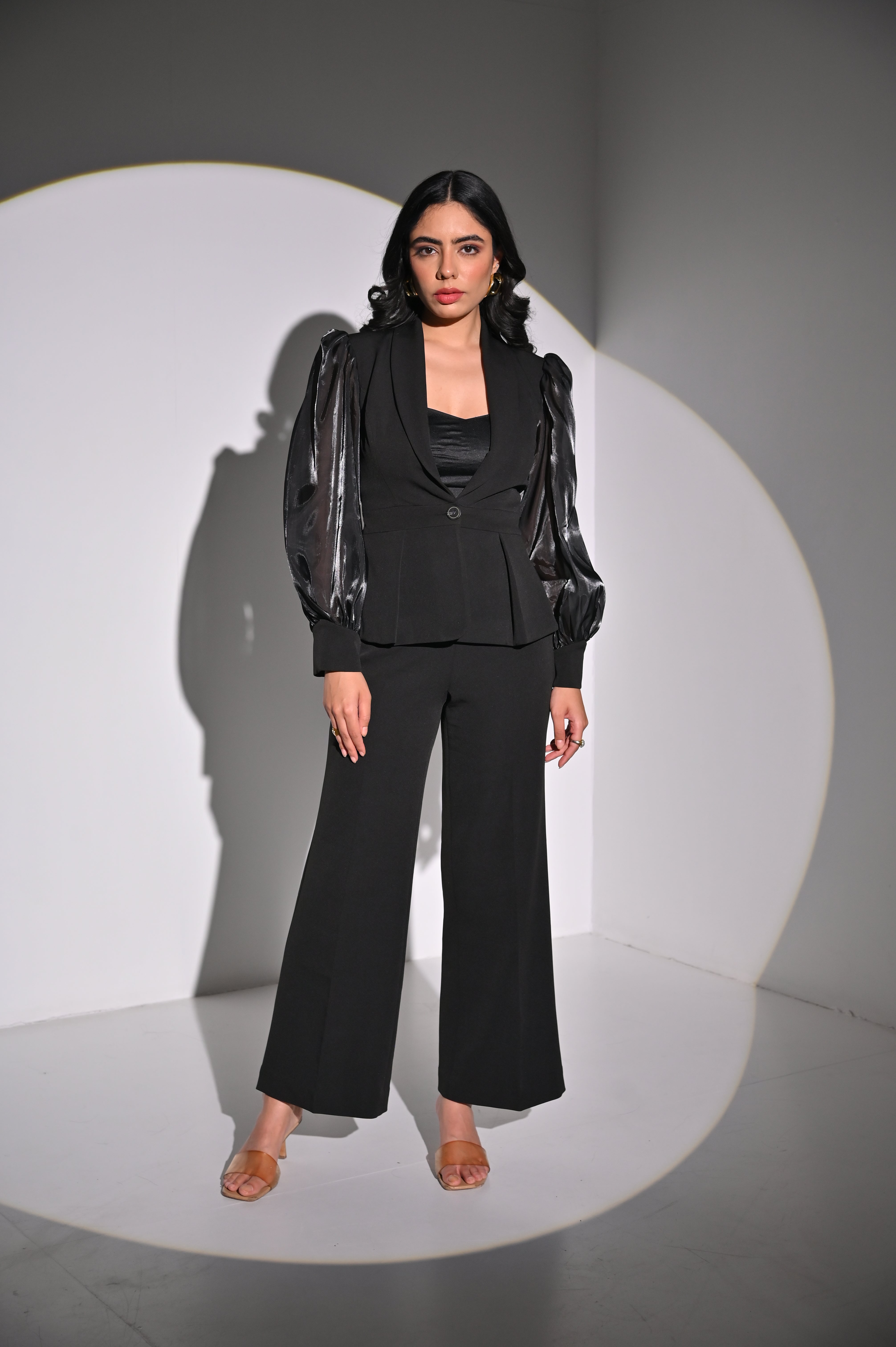 Anna Blazet Set -With Pants And Bustier