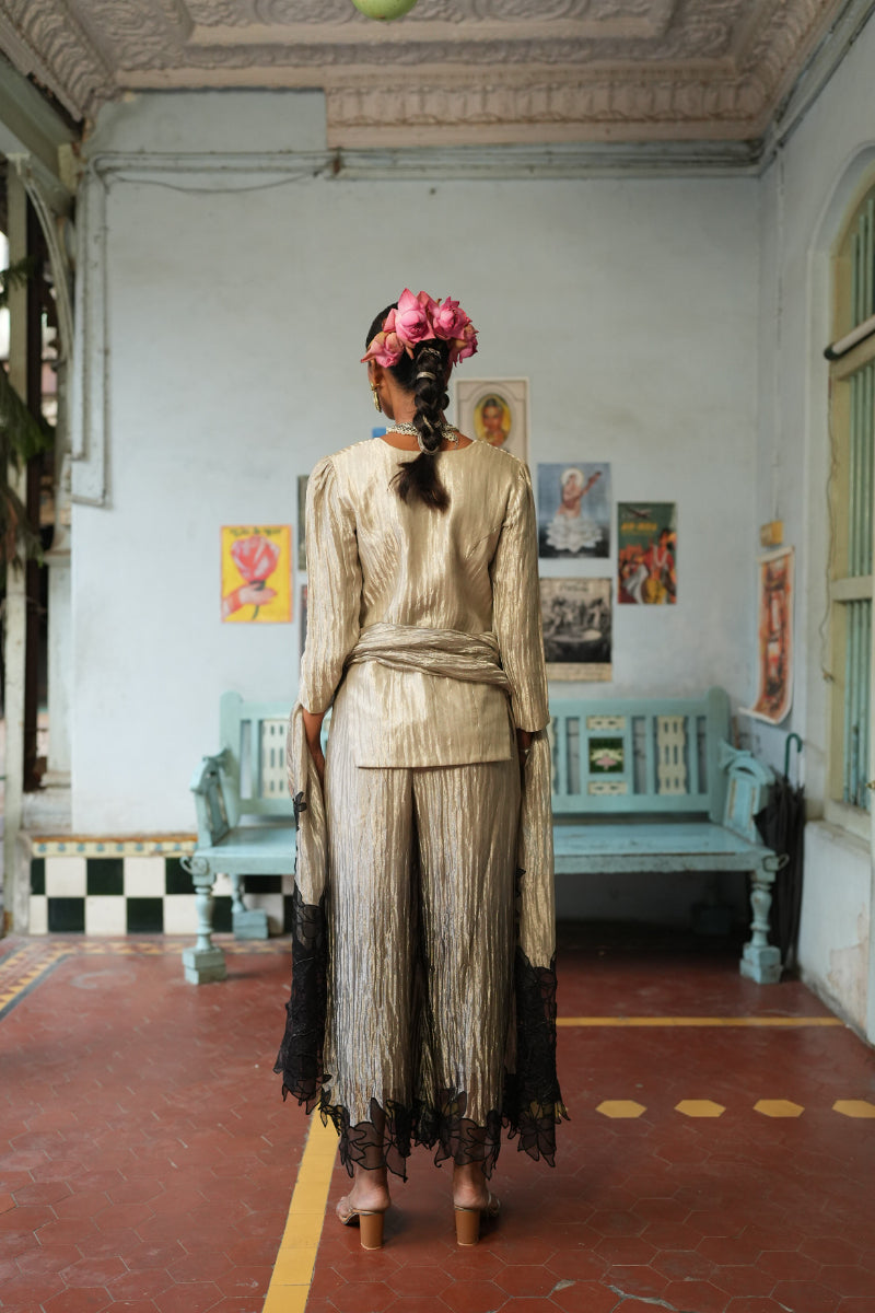 Devangi - Top, pants & scarf set