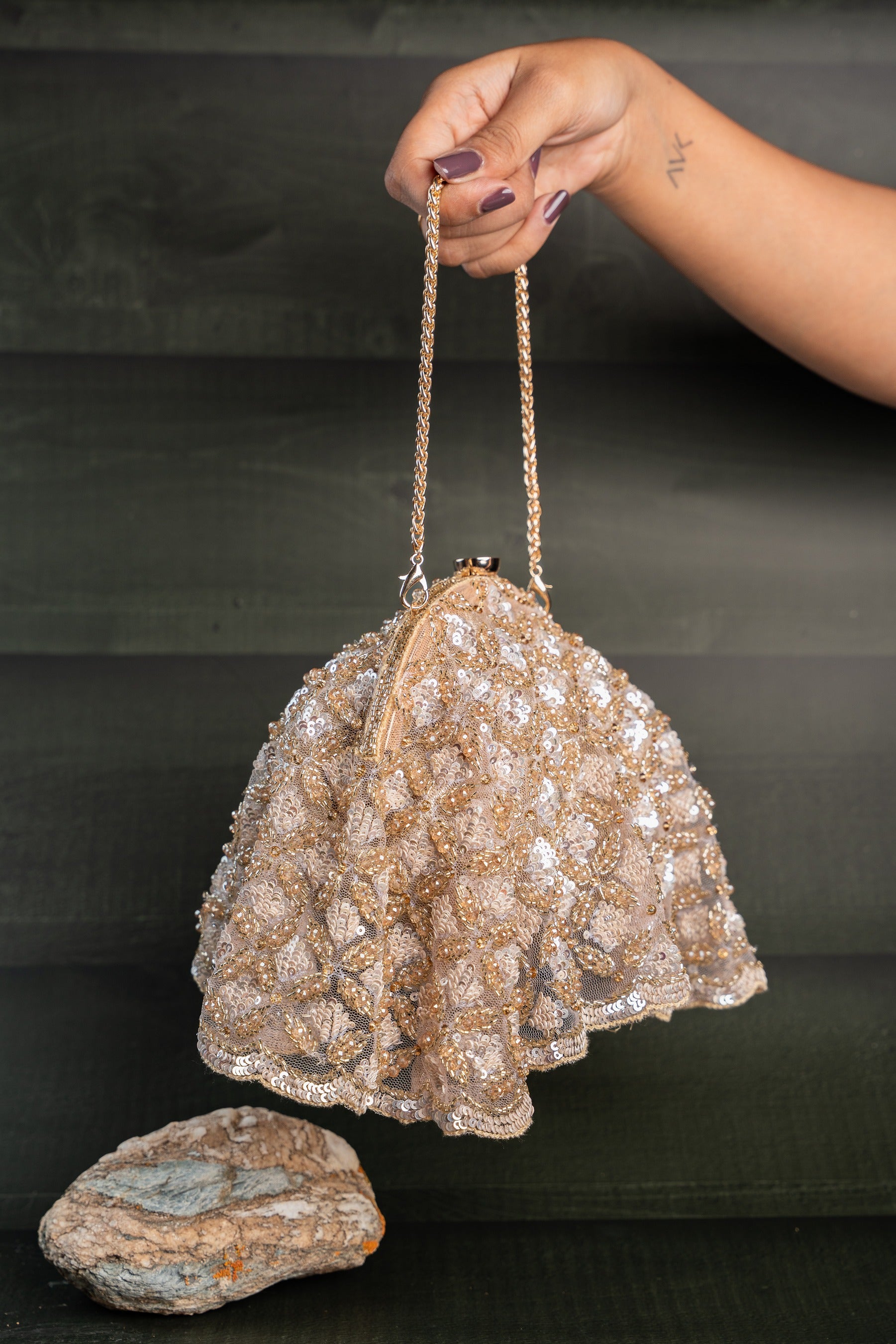 Drape Diva Batua Gold