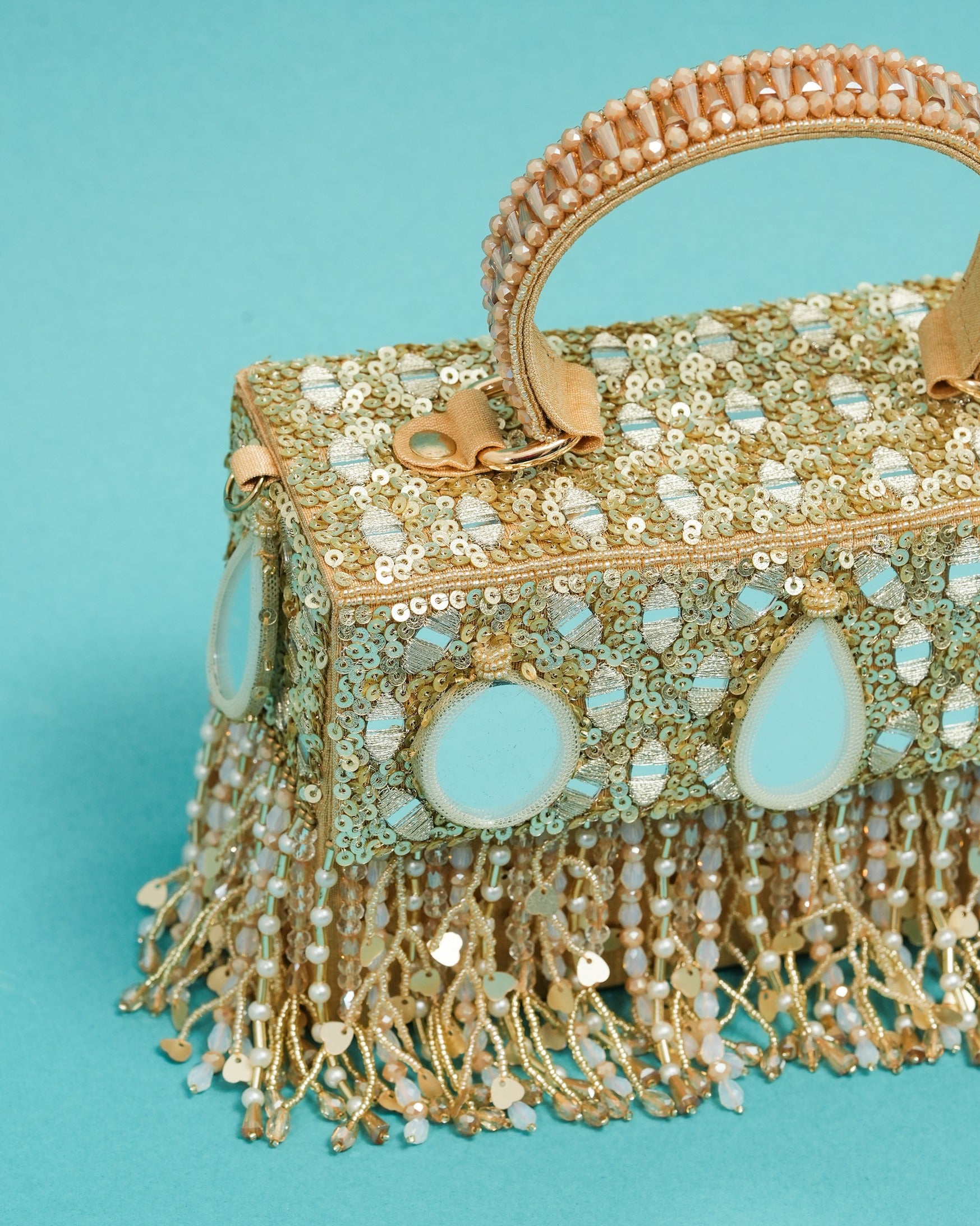 Double Eyed Heart Clutch