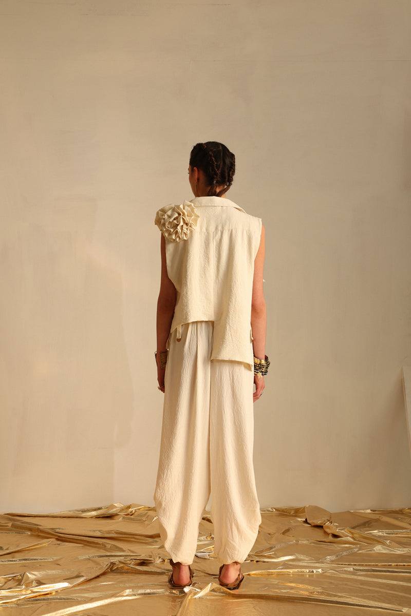 Dramatic flower blazer twin set