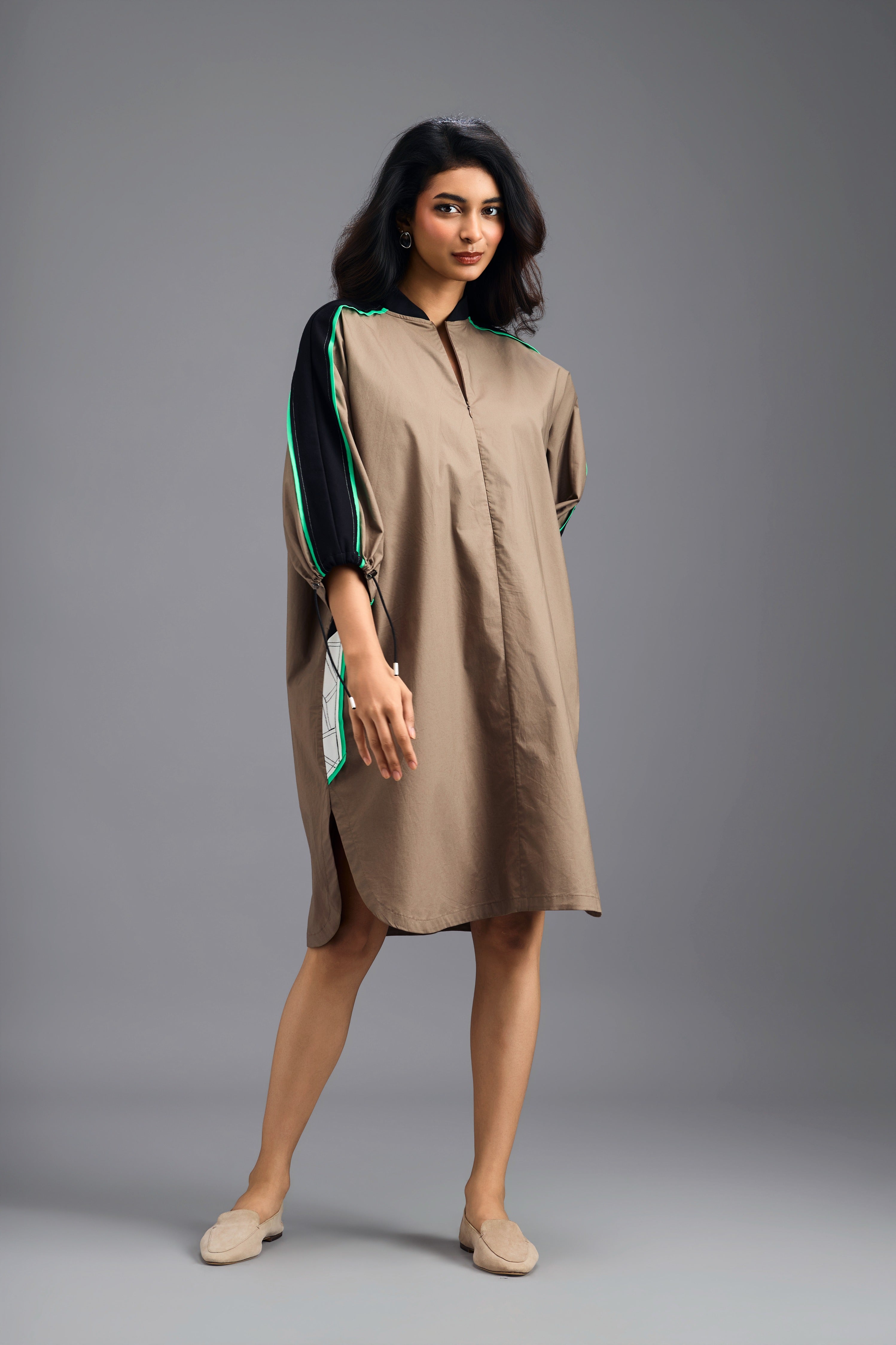 DRESS