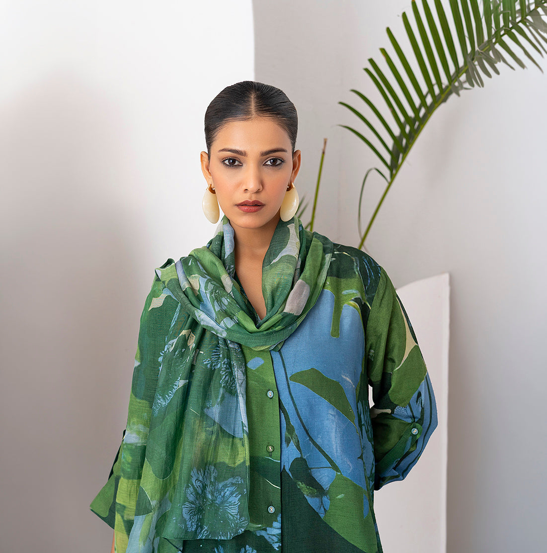 Green & Blue Thin Chanderi Printed Stole