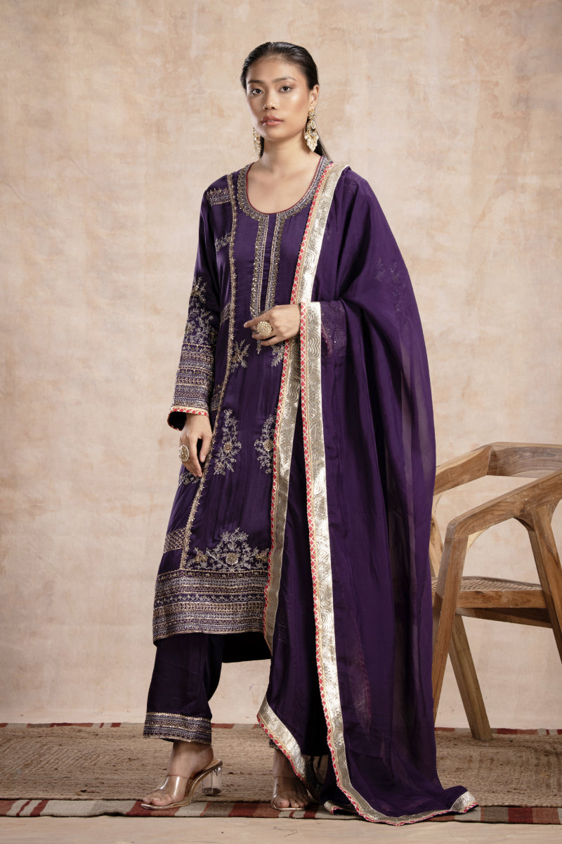 Fiza Aari Kurta Set – Jamuni