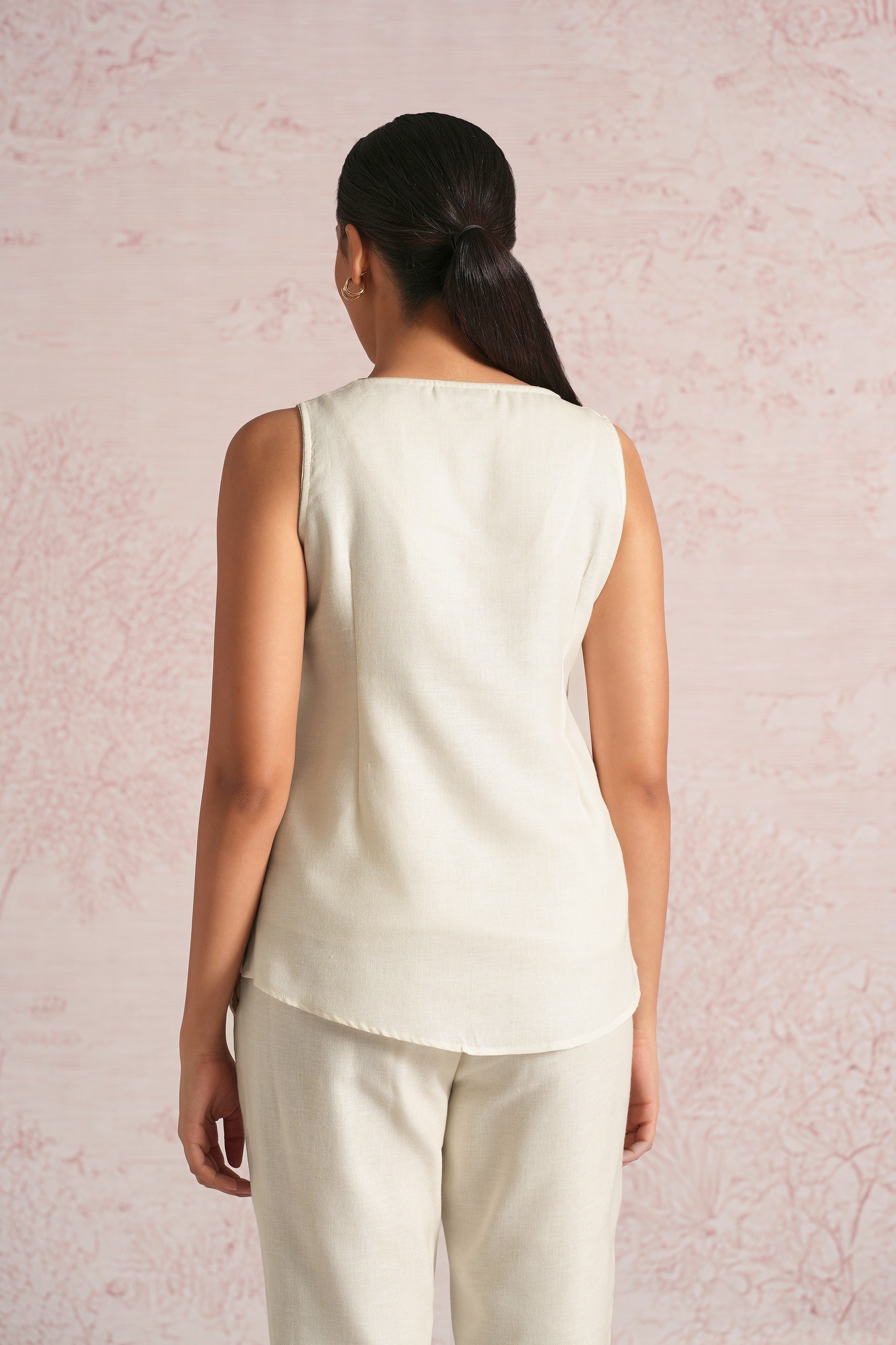 Floral shadows Angle Top - Off White