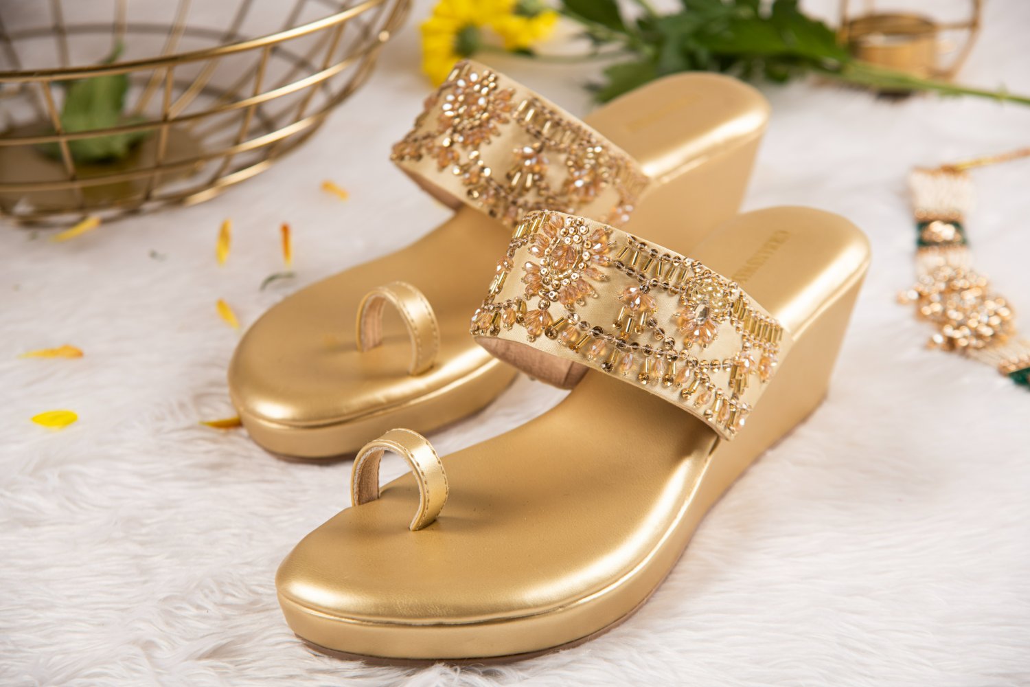 Gold Dust Wedges