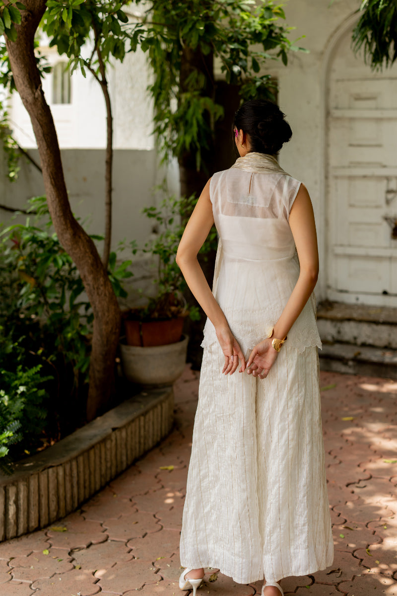 Gouri - Overlay, bustier, pants & dupatta