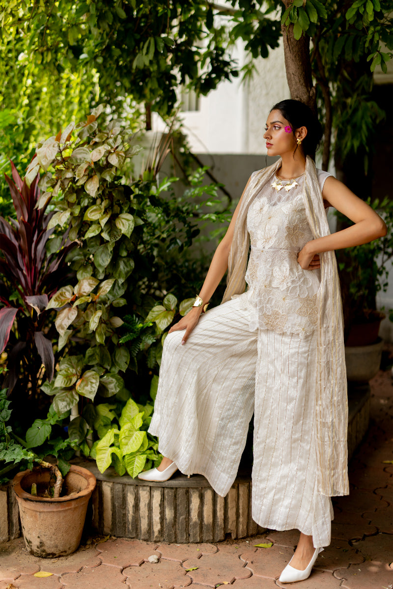 Gouri - Overlay, bustier, pants & dupatta