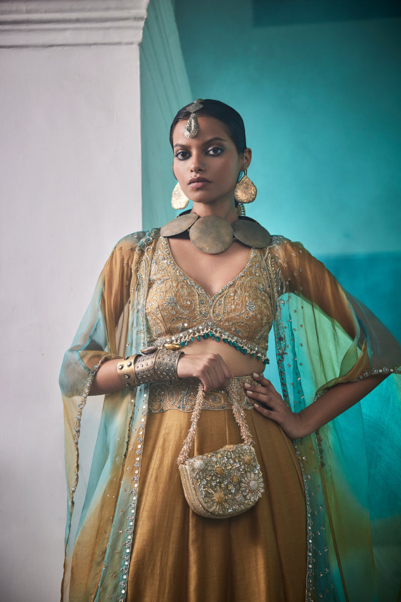 Hasrat Cape Set – Sunehra