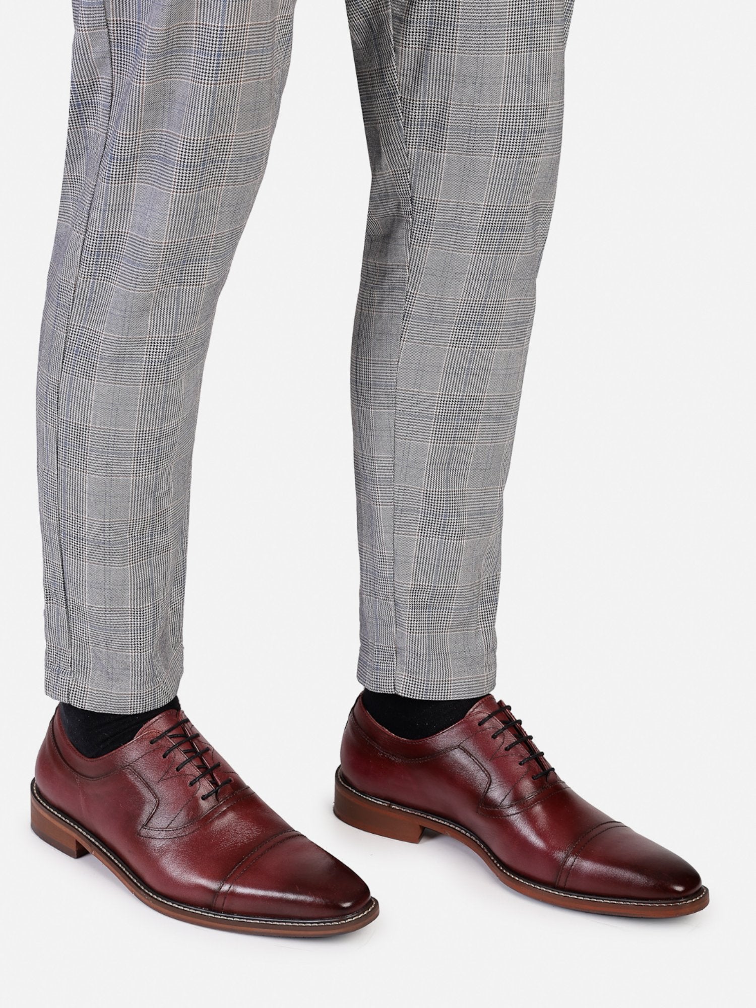 Hats Off Accessories Luxe Genuine Leather Burgundy Oxford Shoes With Stitch Detailing