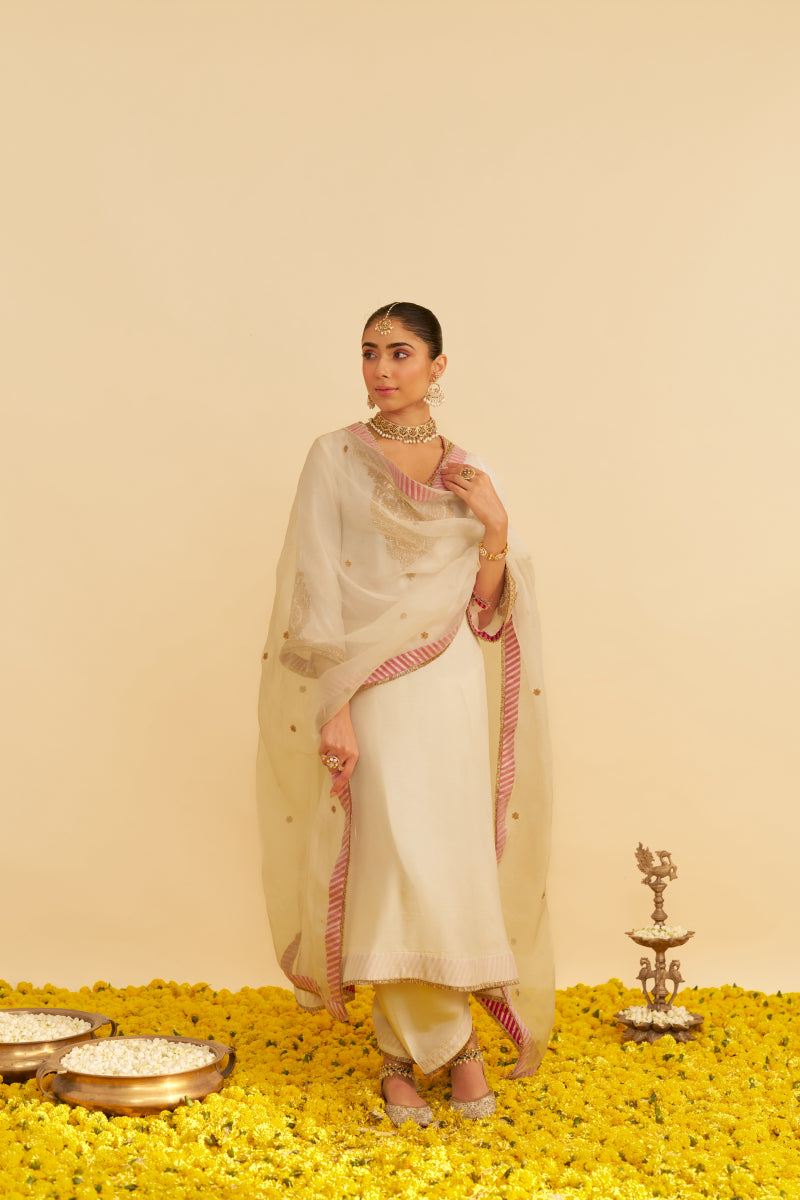 Haayat-Long Kaftan With Salwar And Dupatta
