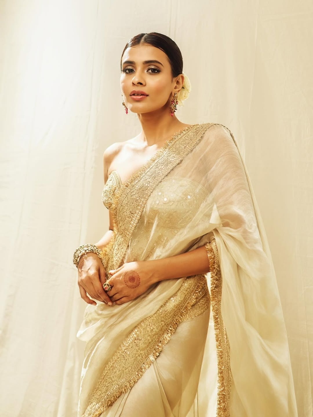 Hebah Patel in Zoya Saree Set