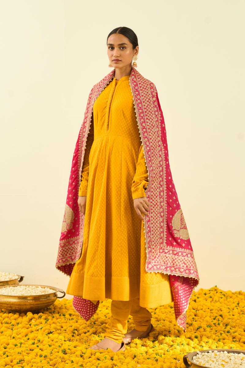 Hotpink Tilla Embroidery Odhni