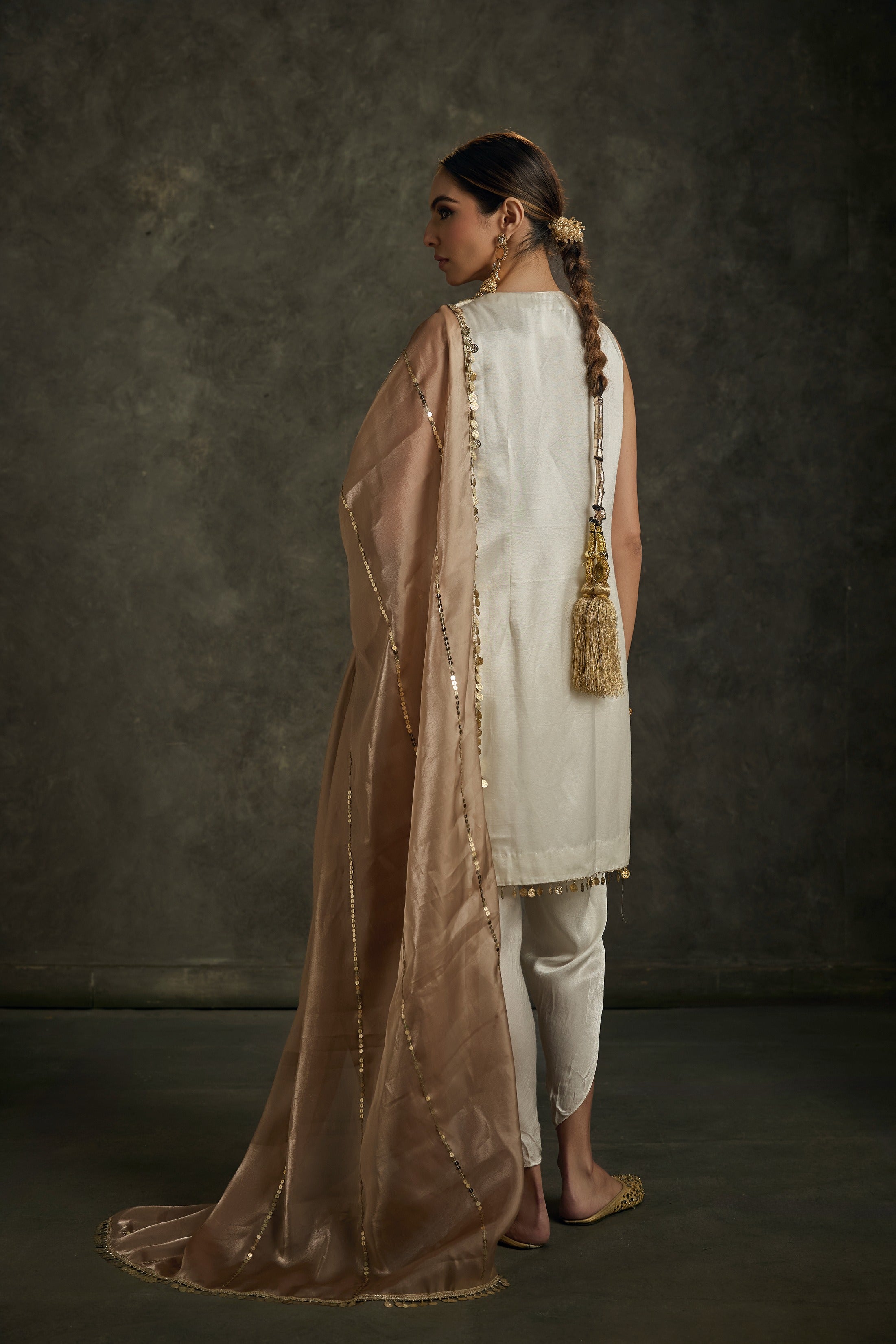 Ira-Ivory Zardozi Kurta Pant Set