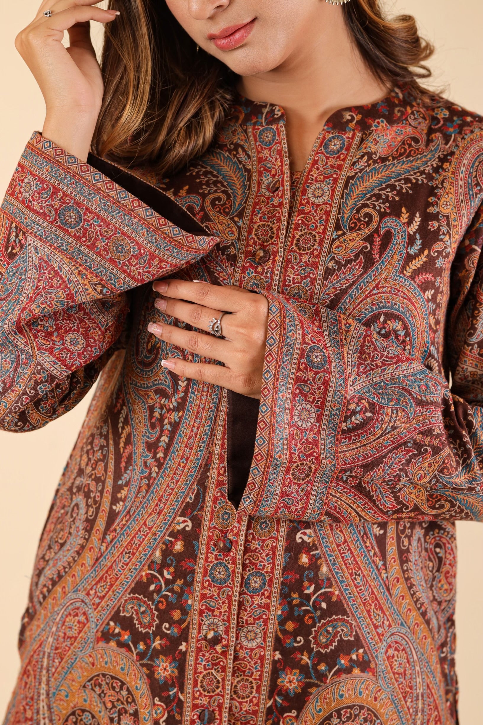 Brown Kaani Set- Inching India