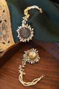 Load image into Gallery viewer, Gardishi Pearl Earrings
