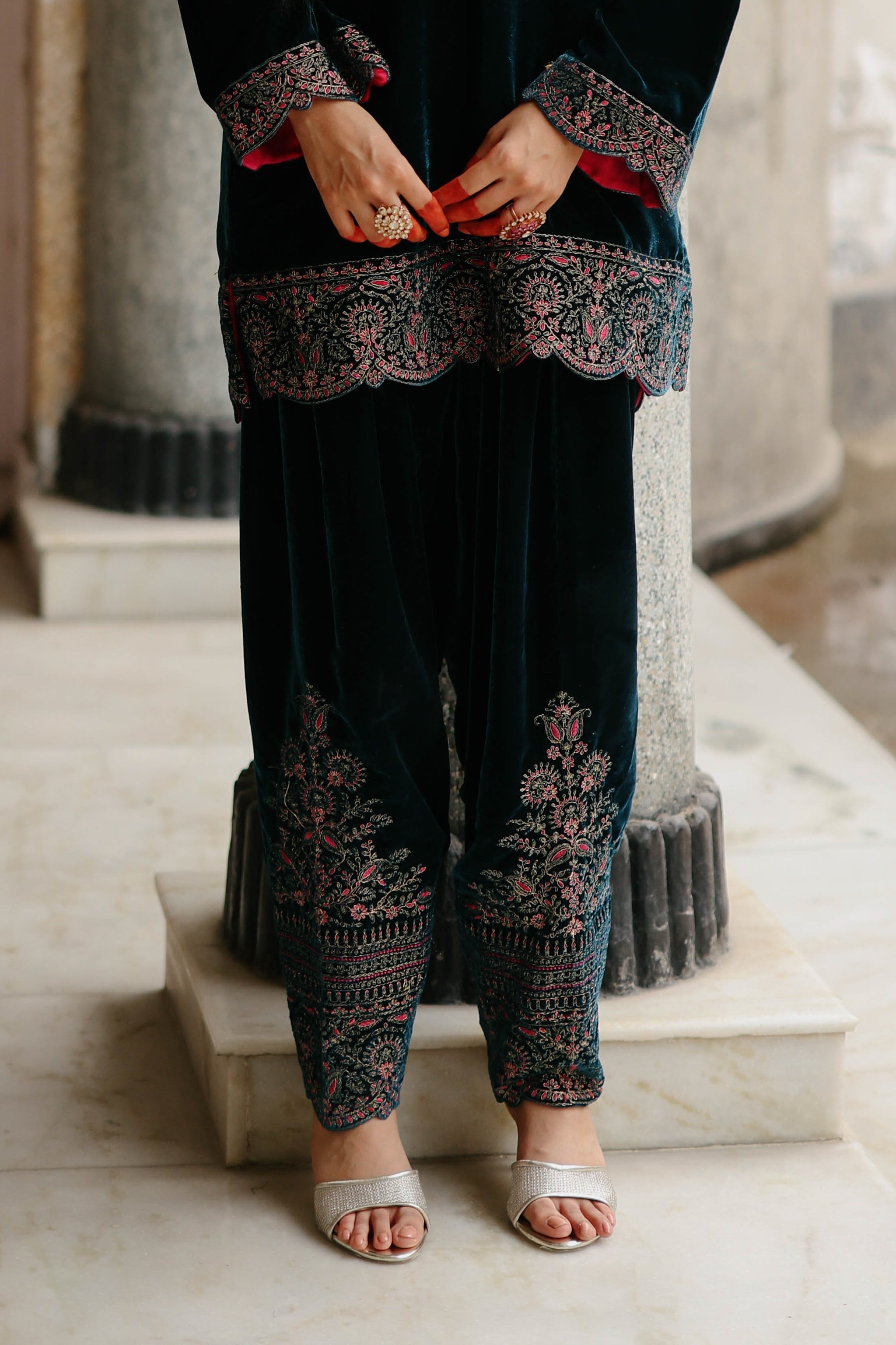 Blue Velvet Embroidered kurta Set with Wine Dupatta