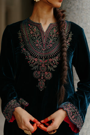 Blue Velvet Embroidered kurta Set with Wine Dupatta