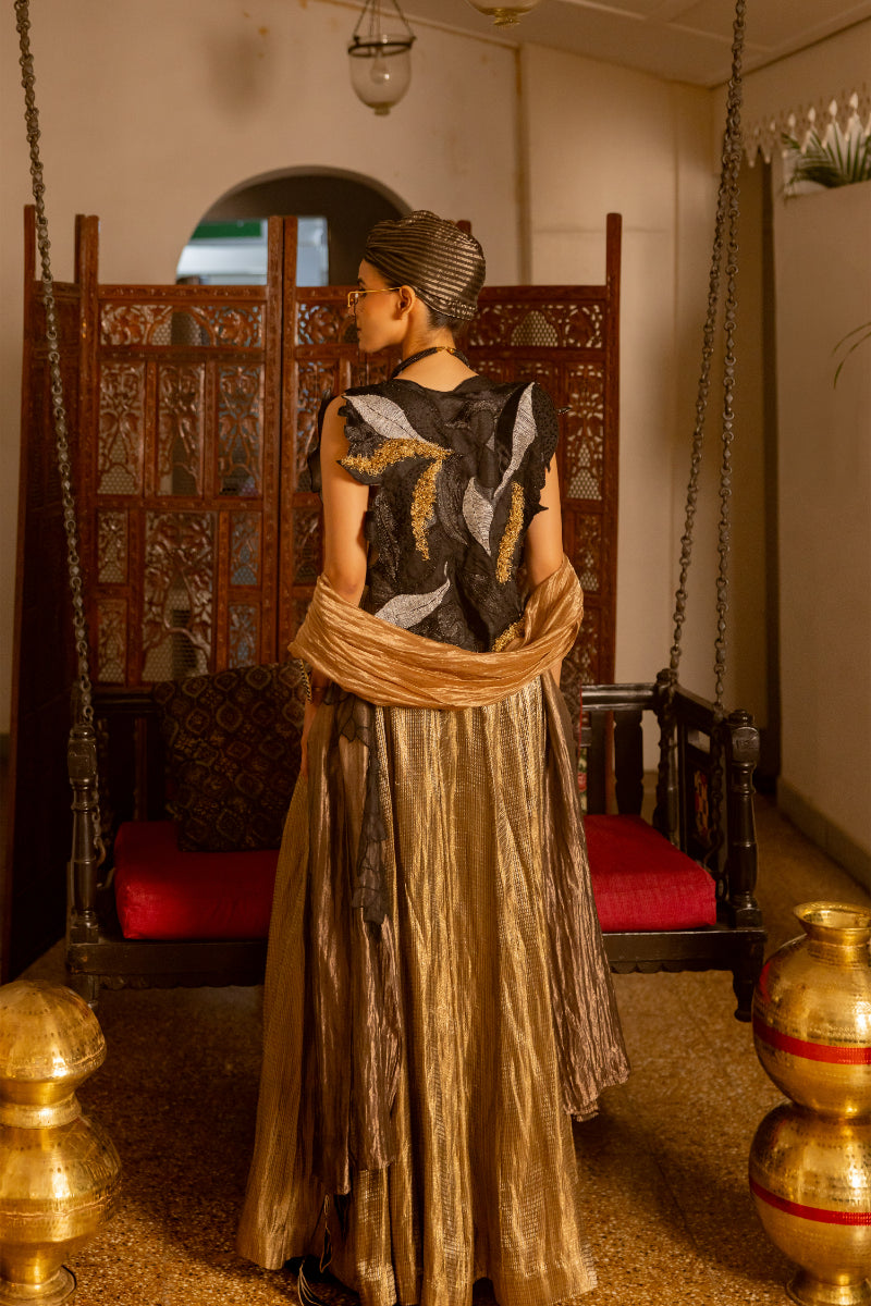 Indra - Overlay, bustier, skirt & dupatta set