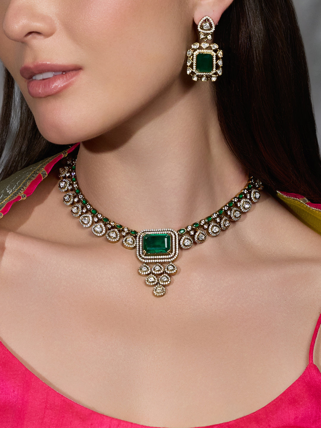 Aarohi Emerald Grace Set