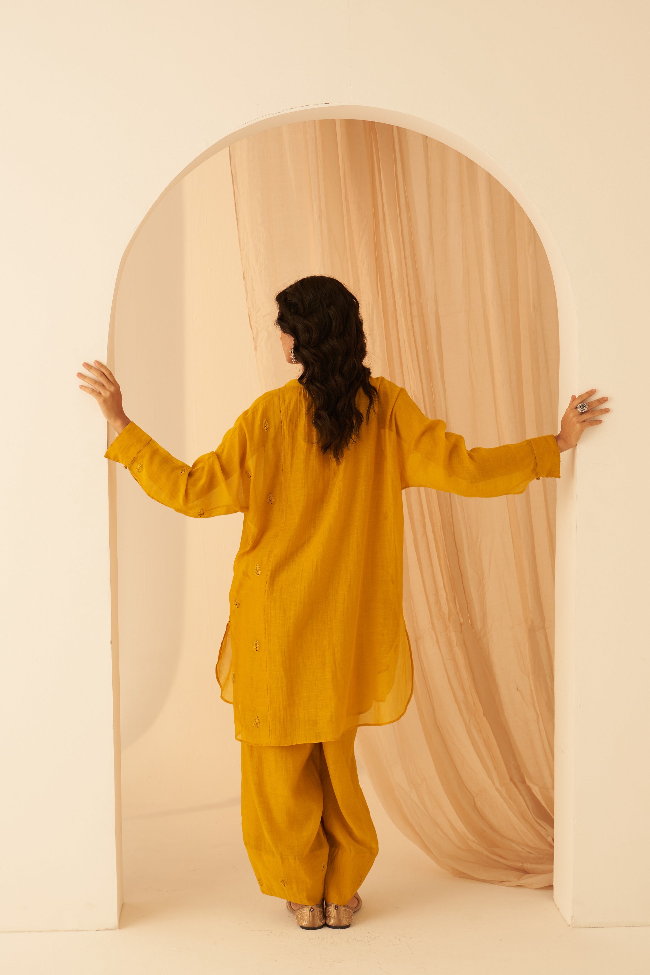 Mustard Chanderi Resham Buti Kurta Set