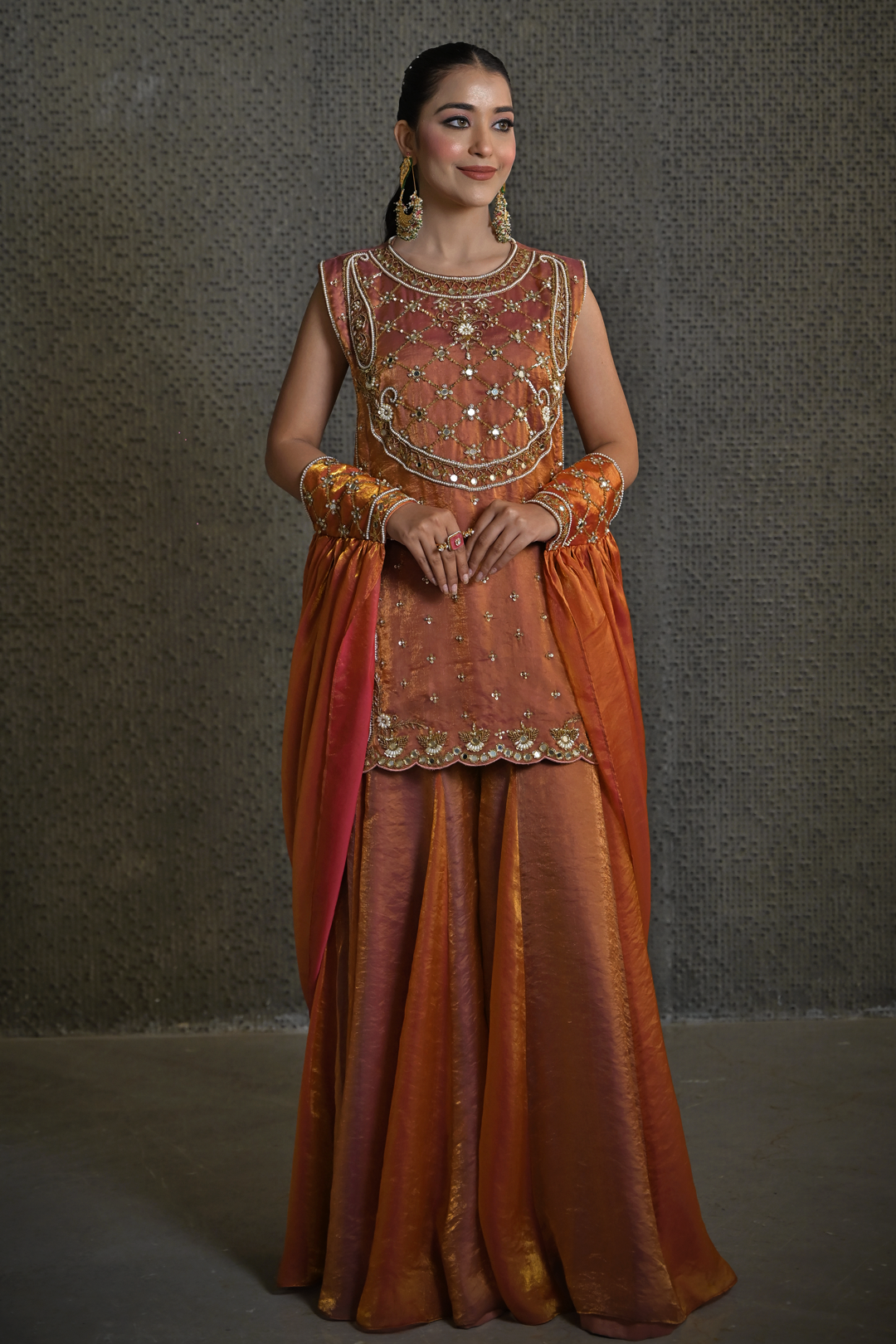 Jashn Garara Suit