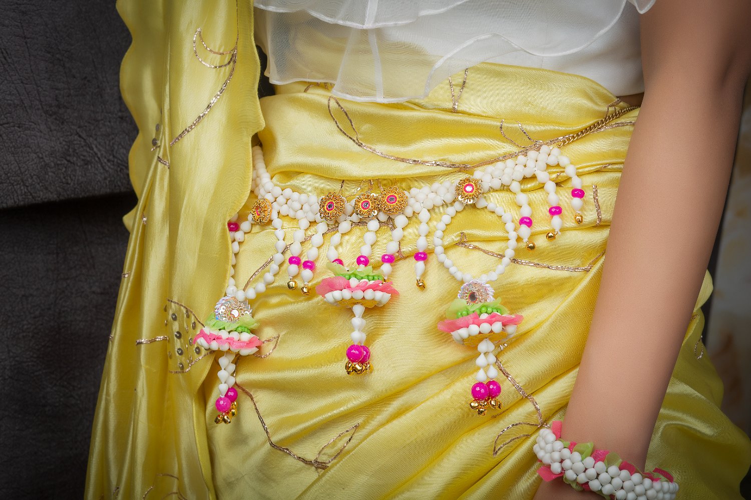 Daisy Real Look Mogra Kamarband