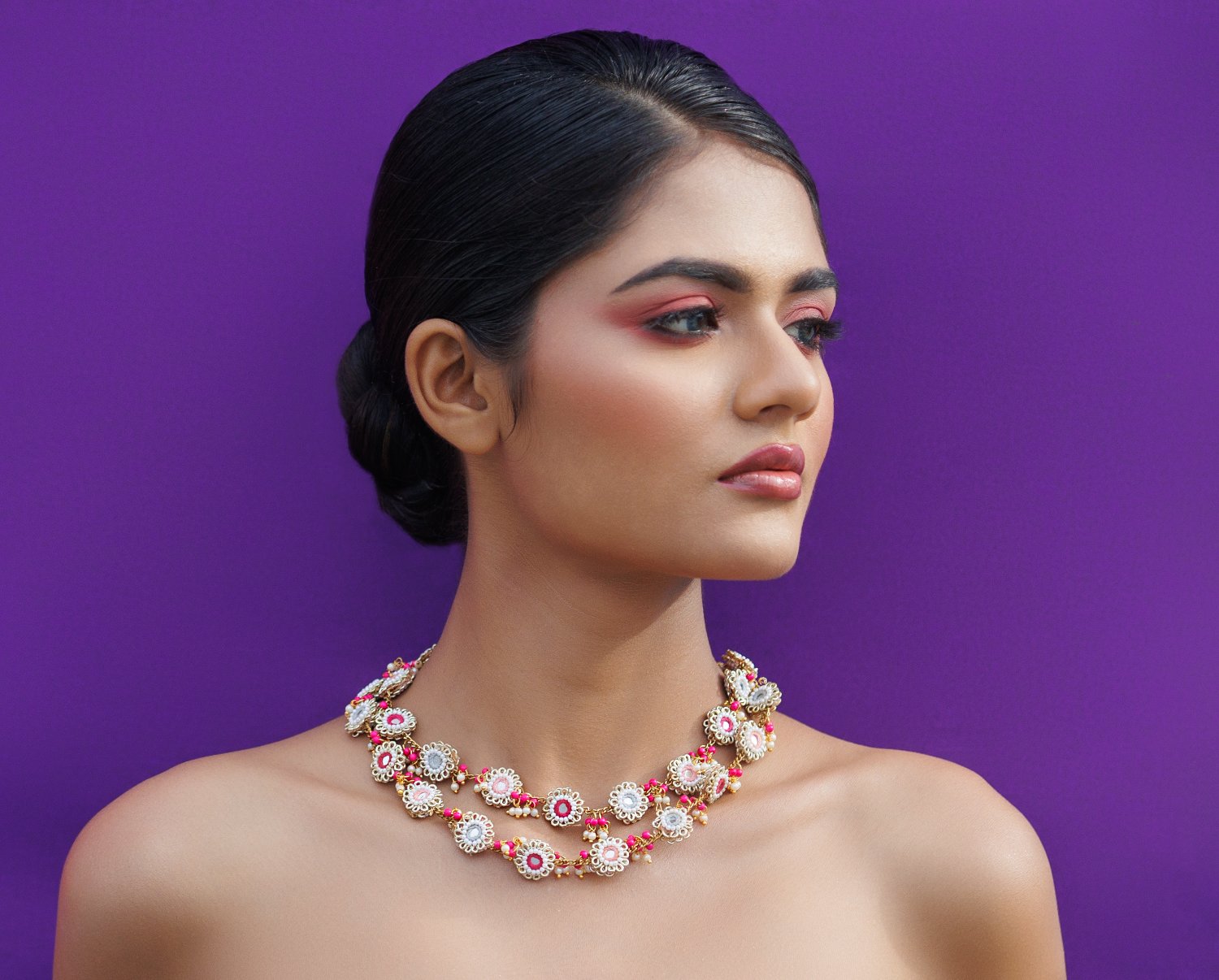 Necklace A Masterpiece Of Simplicity