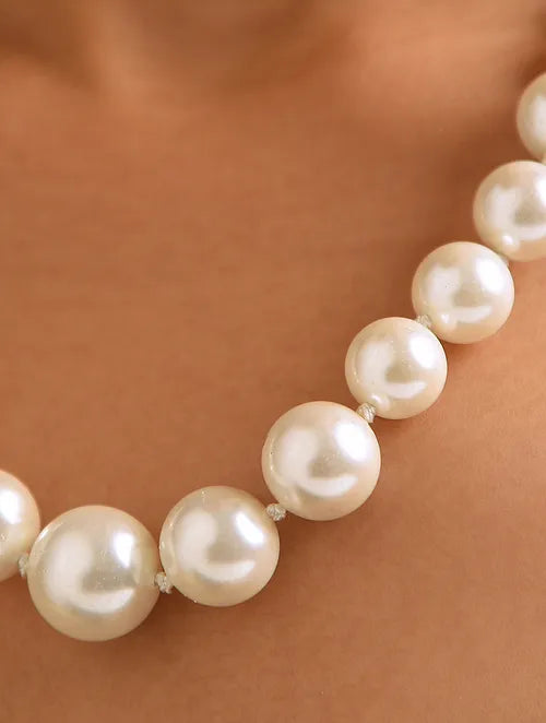 White Pearl Beaded Necklace
