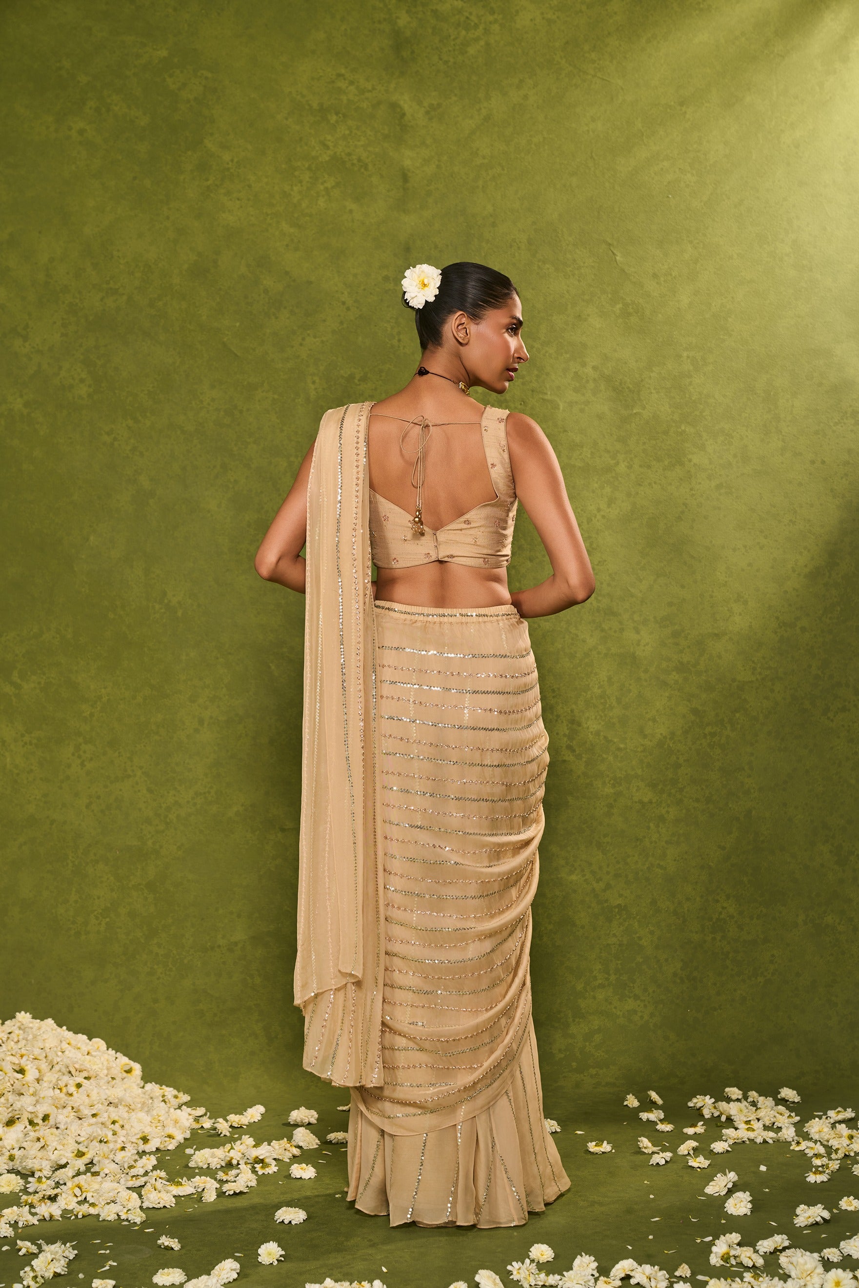 AALIYAH SAREE