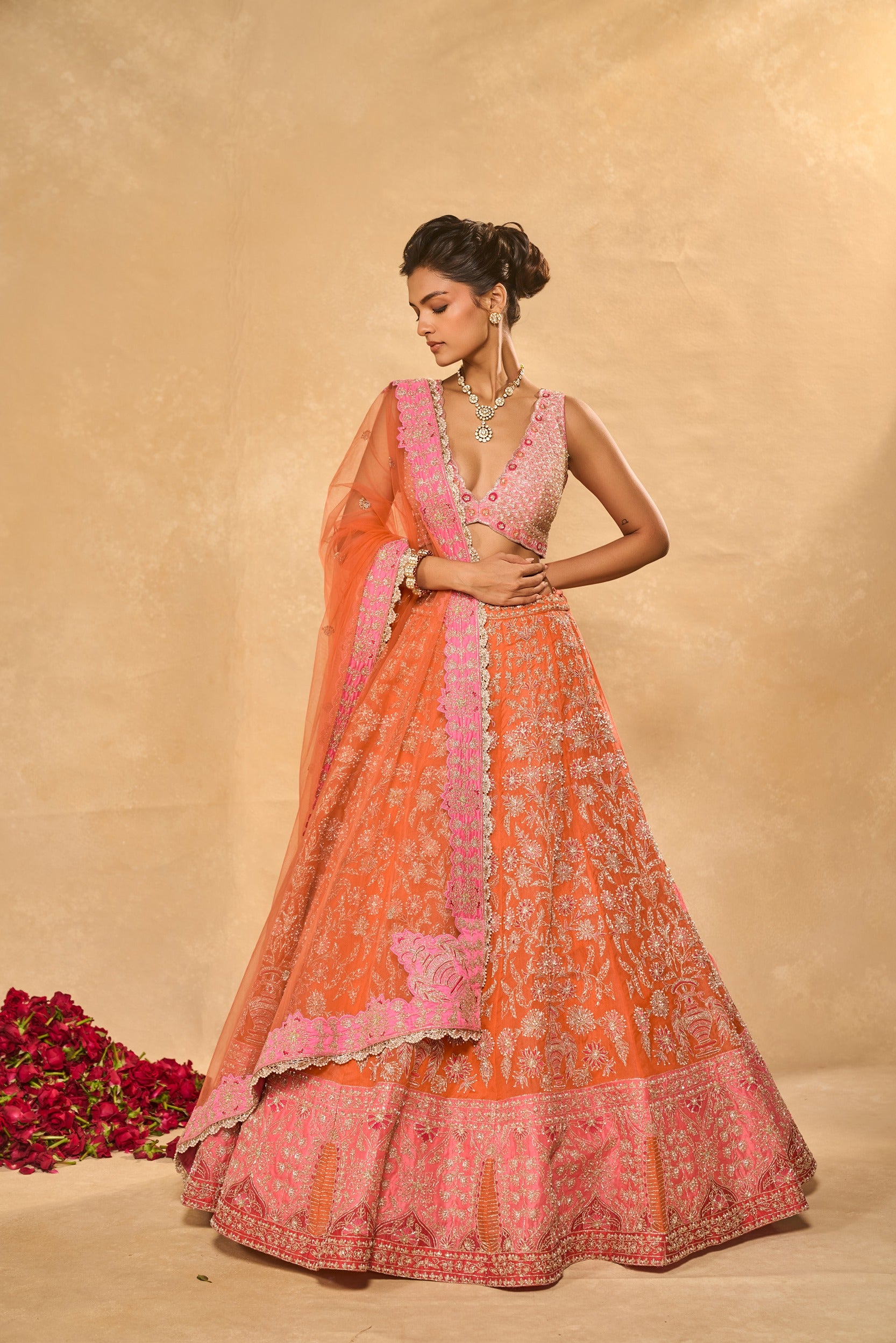 MAHIRA LEHENGA