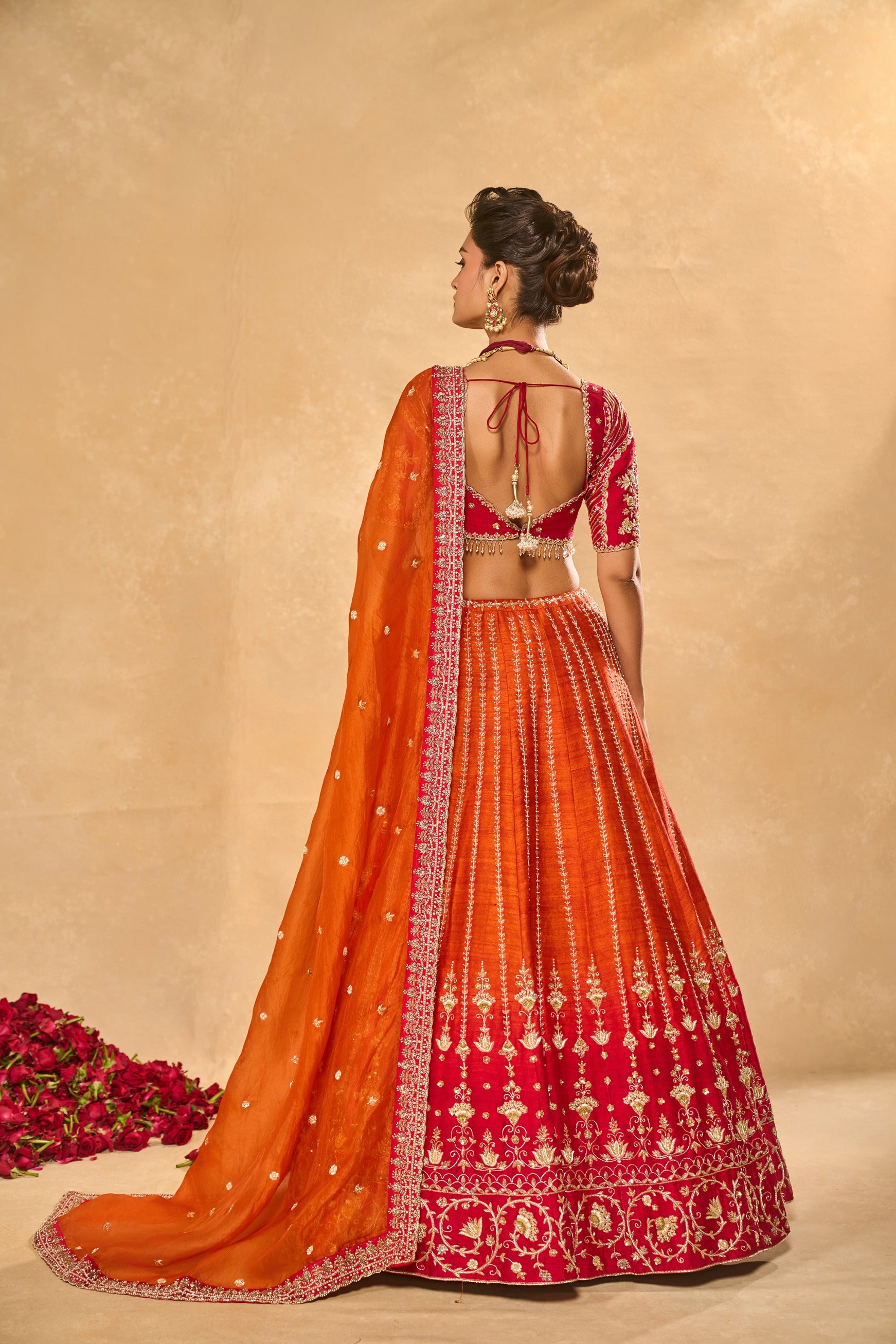 AARIANA LEHENGA
