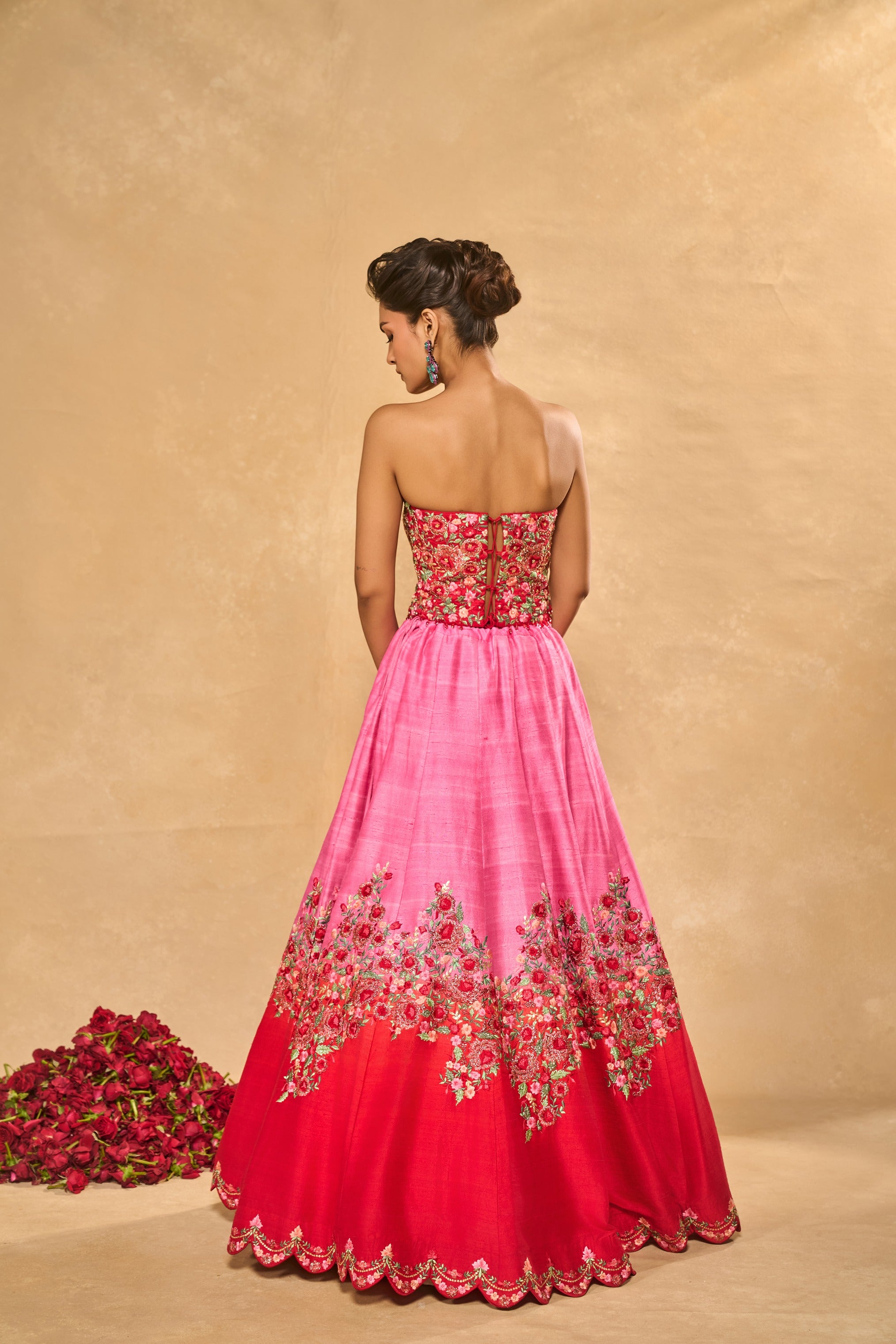TANYA OMBRE LEHENGA