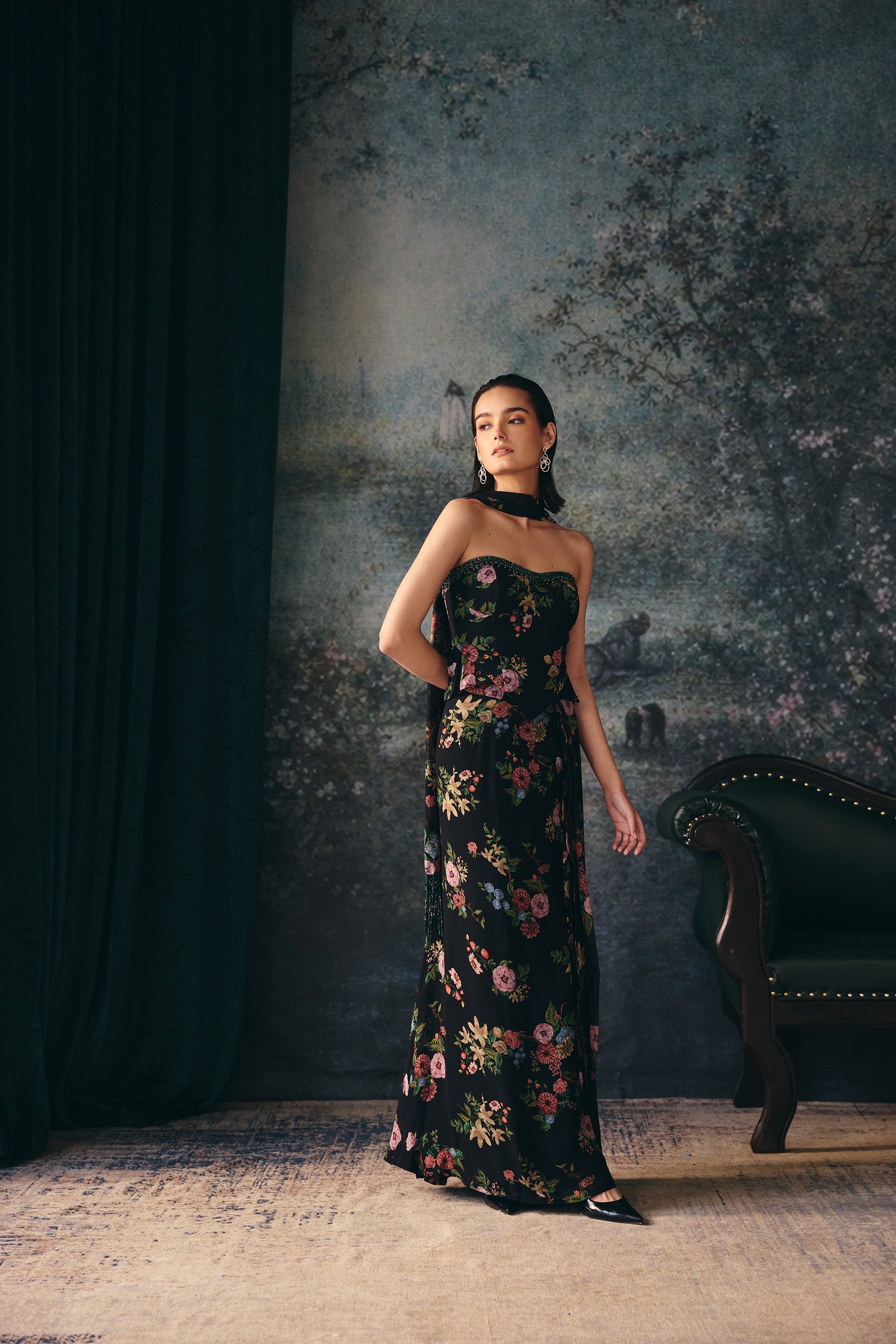 MIRABEL: Black Corset & Drape Skirt With Stole