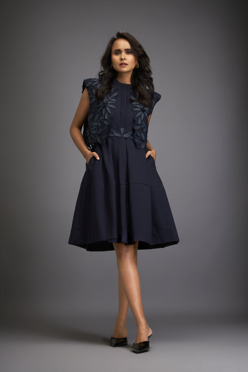 Shop Diwali Dresses For Women Online 2026 Page 189 AGASHE Shop Diwali Dresses For Women Online 2026 Page 189 AGASHE