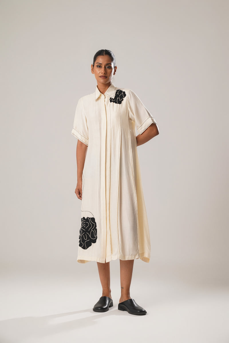 MJ PLEATED DRESS (WHITE)