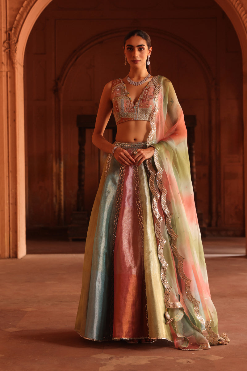 Gulbahar lehenga