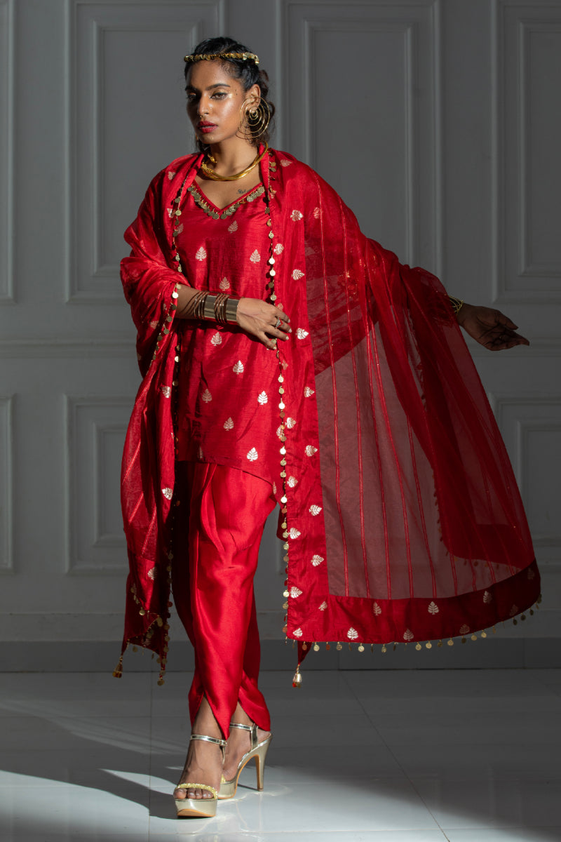 Red kurta set with gold coin detailing on sleeves & dupatta
