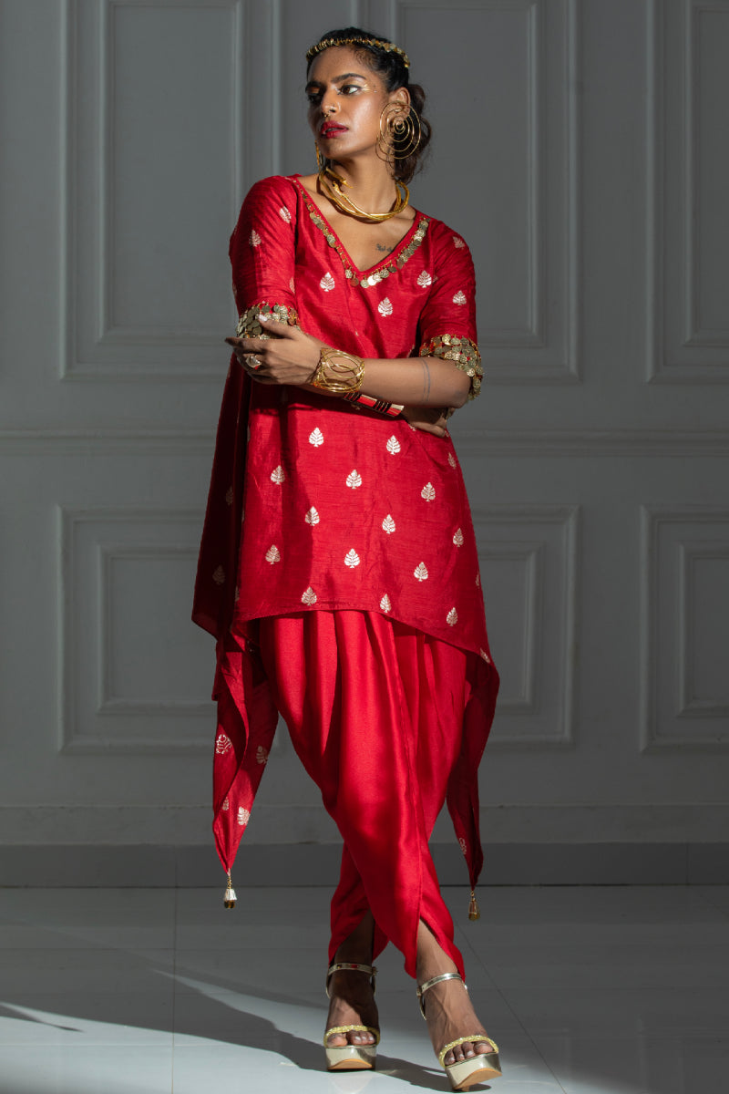 Red kurta set with gold coin detailing on sleeves & dupatta