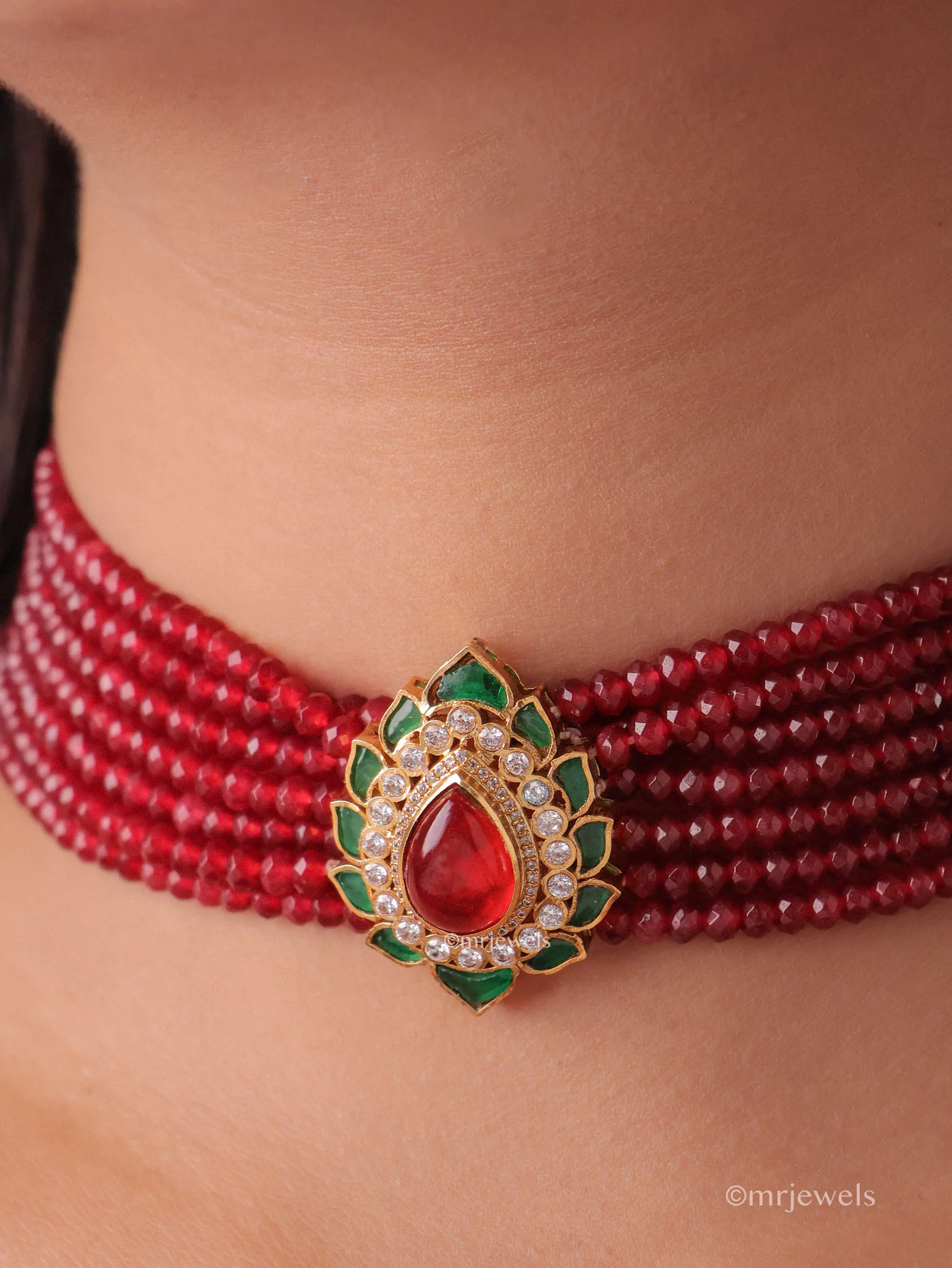 Taarini Kundan Meenakari Choker Set