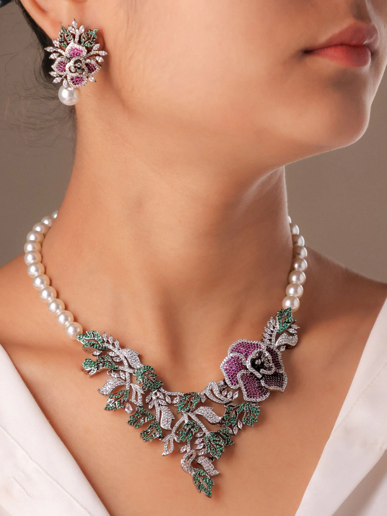 Pearl Floral Statement Necklace Set