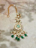 Load image into Gallery viewer, Green & White Exquisite Maang Tikka

