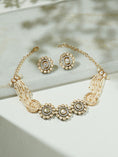 Load image into Gallery viewer, Antique Polki & Pearl Necklace Set
